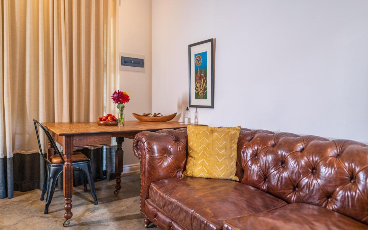 Liedjiesbos Urban Olive Farm Bed & Breakfast Блоемфонтейн Екстериор снимка