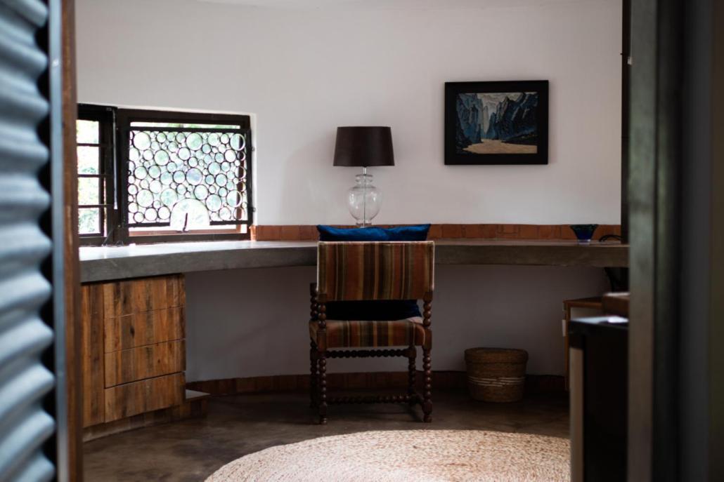 Liedjiesbos Urban Olive Farm Bed & Breakfast Блоемфонтейн Екстериор снимка